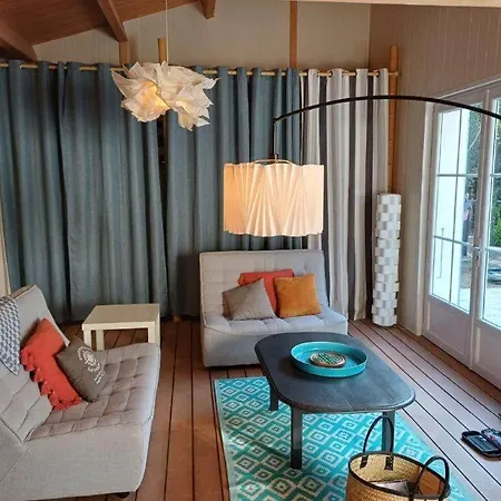 Semesterbostad La Forestiere Avec Jacuzzi Pour 6 Personnes